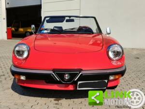 Afbeelding 9/10 van Alfa Romeo 2.0 Spider (1985)