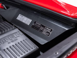 Bild 39/41 von Ferrari F 355 Berlinetta (1996)