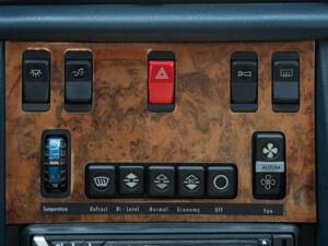 Image 33/50 de Mercedes-Benz 380 SEC (1982)