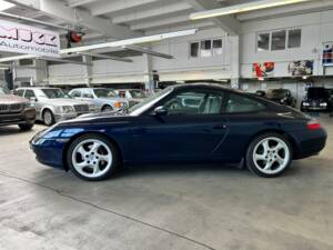 Image 9/44 de Porsche 911 Carrera (2000)