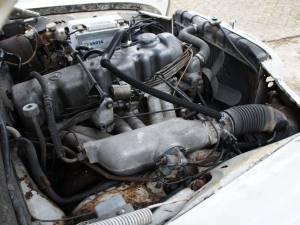 Imagen 11/22 de Mercedes-Benz 250 SE (1967)