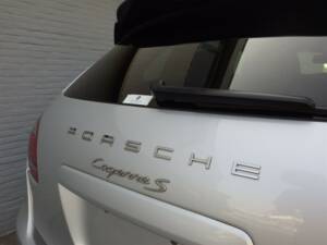 Image 17/98 of Porsche Cayenne S (2010)