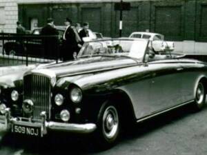 Image 2/12 de Bentley S 1 Continental DHC (1958)