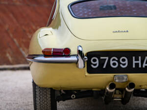 Image 22/38 of Jaguar Type E 3.8 (1963)