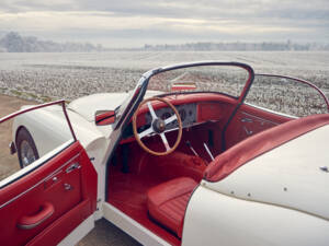 Immagine 32/42 di Jaguar XK 150 3.4 S OTS (1958)