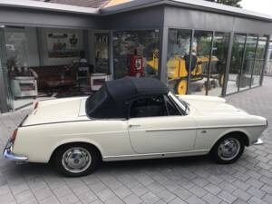 Image 6/33 of FIAT 1200 Convertible (1961)