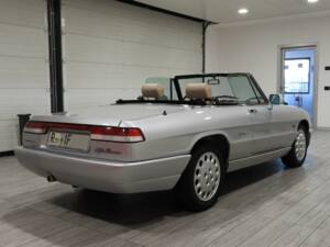 Image 3/15 of Alfa Romeo 2.0 Spider (1992)