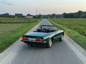 Afbeelding 6/60 van Alfa Romeo Spider 1300 (1976)