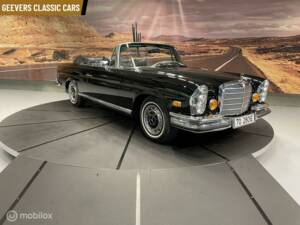 Image 33/44 of Mercedes-Benz 280 SE (1970)