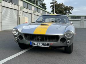 Bild 4/47 von Ferrari 250 GT&#x2F;L Lusso (1962)