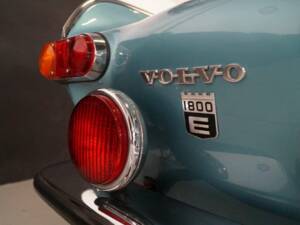 Image 12/38 of Volvo 1800 E (1971)