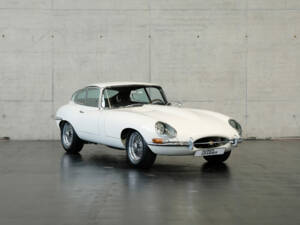 Imagen 3/24 de Jaguar E-Type 3.8 (1963)