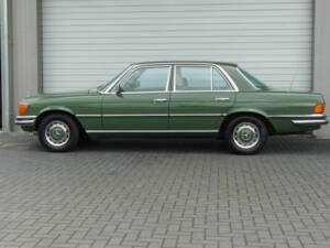 Imagen 4/23 de Mercedes-Benz 280 SE (1976)