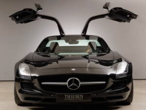 Bild 4/34 von Mercedes-Benz SLS AMG (2013)
