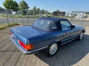 Afbeelding 4/21 van Mercedes-Benz 300 SL (1989)