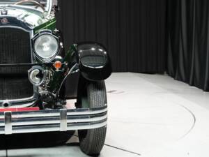 Image 11/15 of Willys-Knight 66 A (1928)