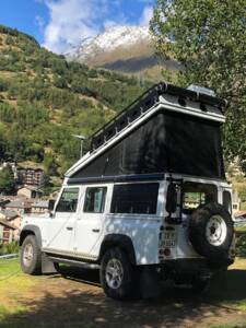 Bild 2/4 von Land Rover Defender 110 (2014)