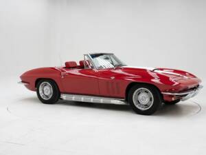 Immagine 3/15 di Chevrolet Corvette Sting Ray Convertible (1965)