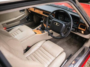 Image 2/33 of Jaguar XJ-S 3.6 (1991)