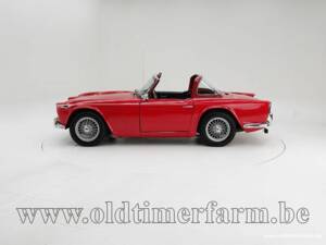 Image 8/15 of Triumph TR 4A (1967)