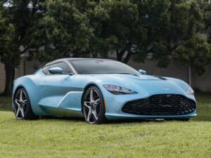 Image 10/50 of Aston Martin DBS GT Zagato (2019)