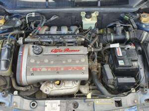 Immagine 21/25 di Alfa Romeo 146 - 1.4 T Spark (1997)