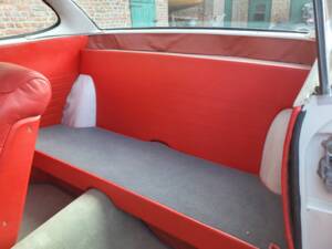 Bild 22/40 von Ford Consul Capri (1962)