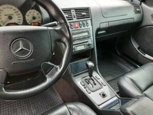 Bild 10/19 von Mercedes-Benz C 43 AMG T (1999)