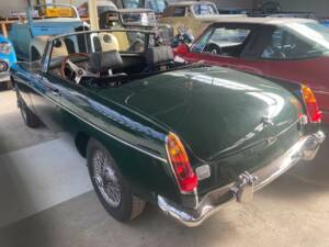 Immagine 9/14 di MG MGB (1970)