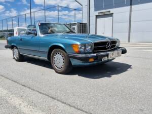 Image 59/82 of Mercedes-Benz 560 SL (1986)