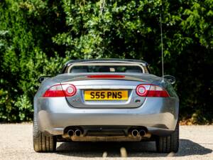 Image 16/50 de Jaguar XKR (2007)