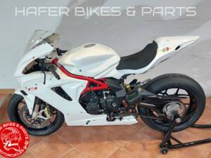 Immagine 7/29 di MV Agusta DUMMY (2014)