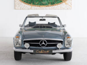 Image 17/48 of Mercedes-Benz 280 SL (1968)