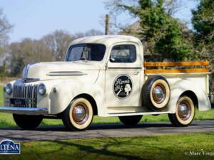 Bild 1/31 von Ford Pickup (1946)