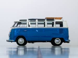 Image 3/32 of Volkswagen T1 Samba (1966)