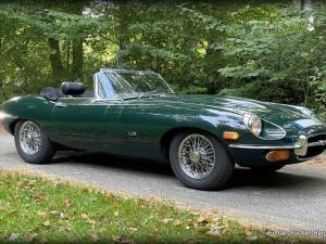 Image 38/45 of Jaguar E-Type (1971)