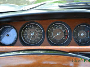 Image 28/50 of BMW 2000 CS (1970)