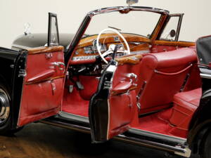 Image 8/21 de Mercedes-Benz 300 c Cabriolet D (1956)