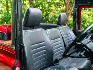 Image 13/19 of Land Rover 110 (1988)