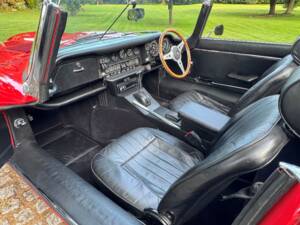 Image 26/39 of Jaguar E-Type V12 (1974)