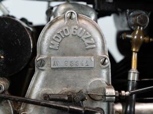 Bild 12/46 von Moto Guzzi DUMMY (1972)