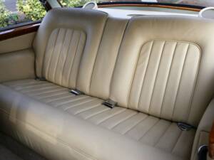 Image 33/50 of Bentley S 3 Continental (1962)