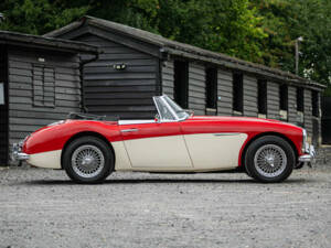 Imagen 5/39 de Austin-Healey 3000 Mk II (BJ7) (1963)