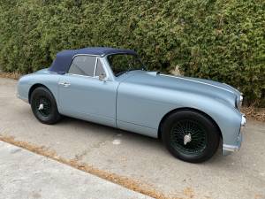 Image 4/50 of Aston Martin DB 2 Vantage DHC (1952)