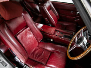 Image 21/29 of Jensen Interceptor MK III (1973)