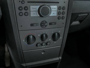 Image 13/26 de Opel Meriva 1.6 Ecotec (2006)
