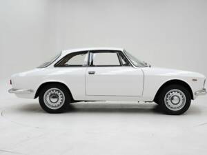 Imagen 6/15 de Alfa Romeo Giulia 1600 Sprint GT (1966)