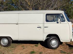 Bild 25/98 von Volkswagen T2b Kastenwagen (1979)