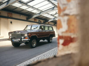 Image 4/96 of Jeep Wagoneer Limited (1982)