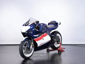 Image 2/50 de Ducati DUMMY (2008)